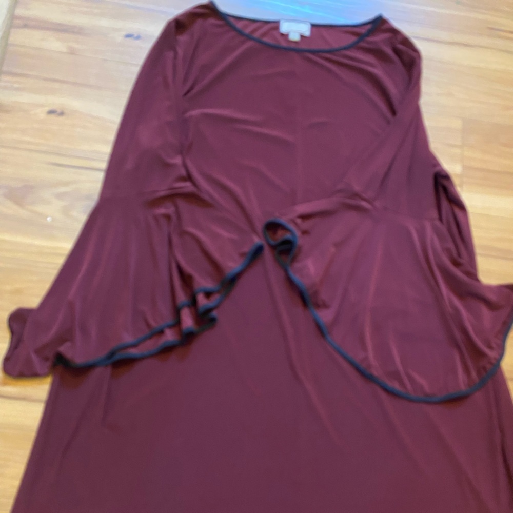 Women Ivy Road Burgandy Dress & Burgundy ankle boots!!! This is a bundle! - Picture 10 of 10